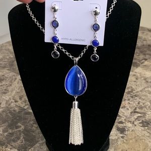 Liz Claiborne blue and silver earring/necklace set